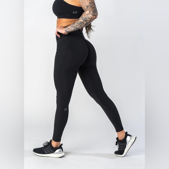 Curves N CombatBoots Pants - Curves N CombatBoots CNC Black Regal Leggings New in Bag S M